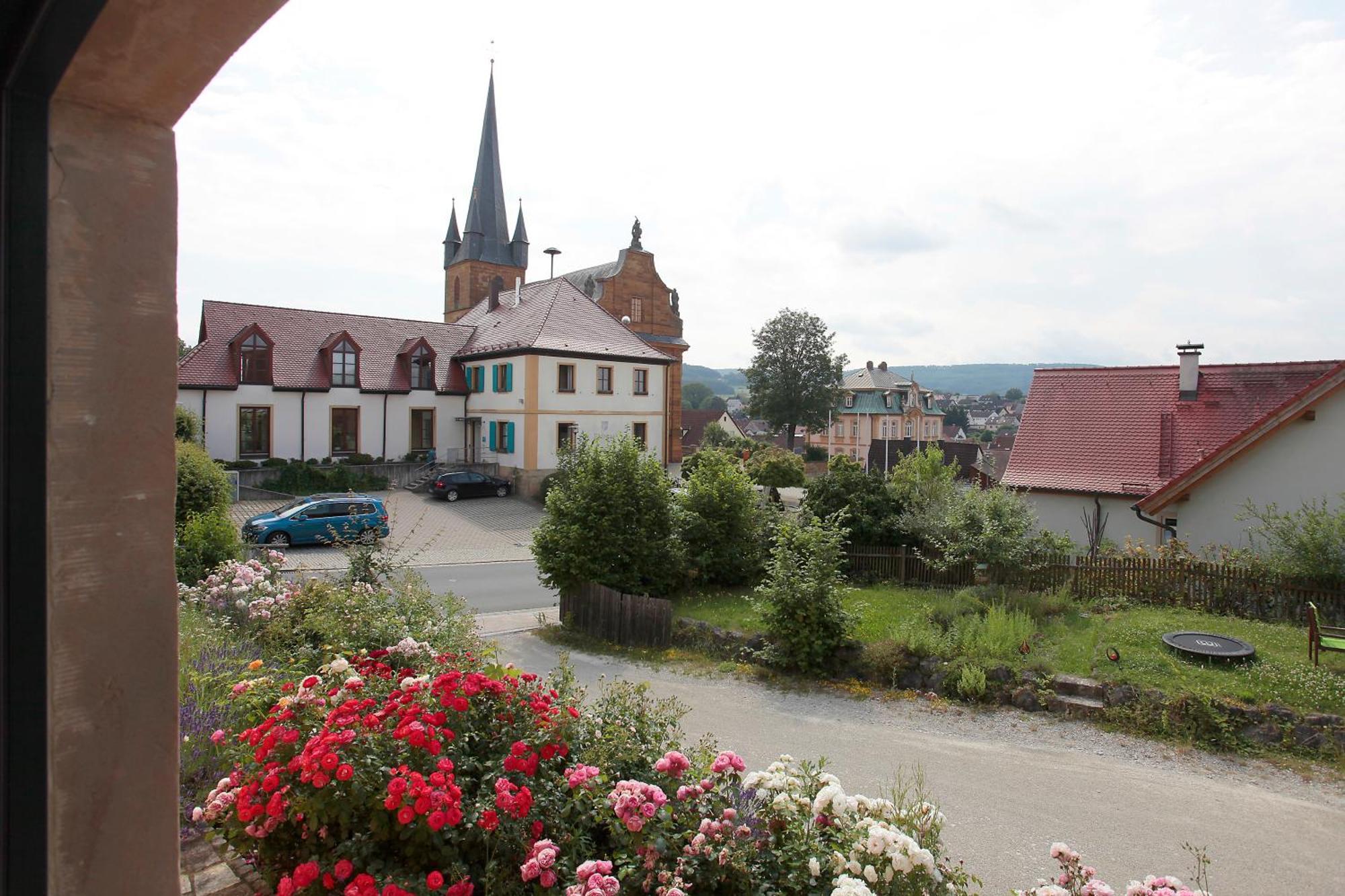 Gemuetliches Apartment Mit Galerie Im Ferienhof Litzendorf Eksteriør bilde